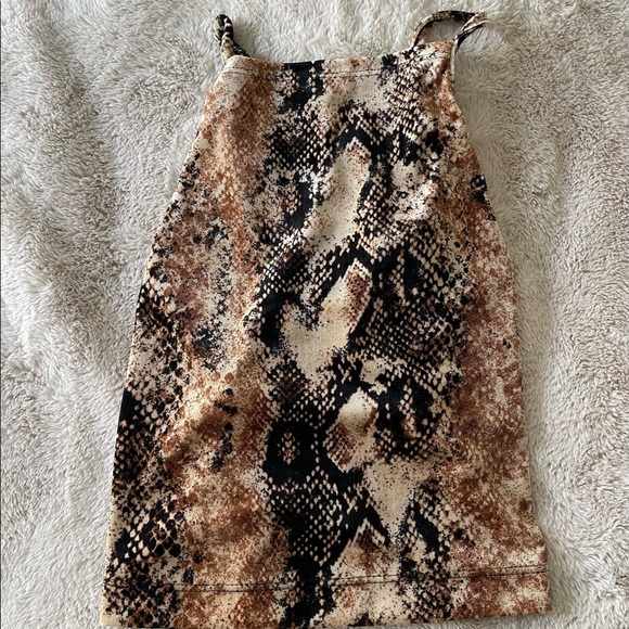 Velvet Snakeskin Urban O Crop - Picture 2 of 3